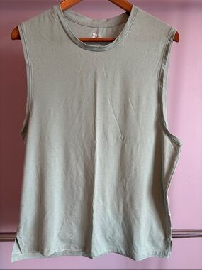 all in motion Light Green Muscle Tank - Men’s L Sleeveless Crewneck